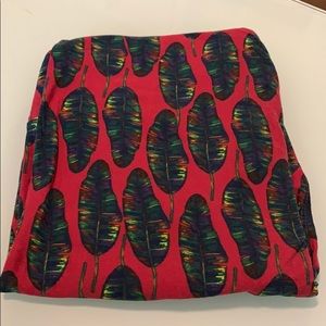 LULAROE TALL & Curvy Leggings